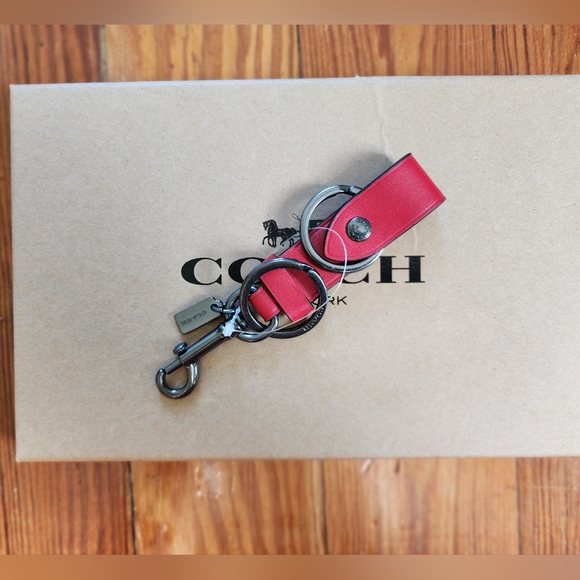 Coach Boxed 3 in 1 wallet gift set! - Picture 5 of 6